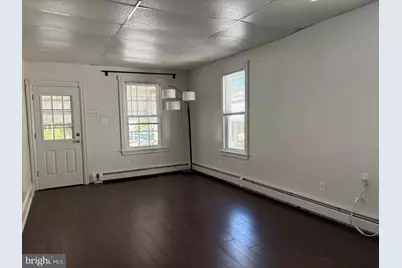 35 S Park Avenue, Coatesville, PA 19320 - Photo 3