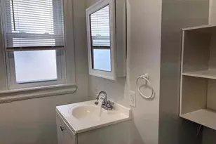 35 S Park Ave, Coatesville, PA 19320 - Photo 11