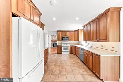 225 W Woodview Rd, West Grove, PA 19390 - Photo 15