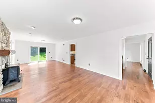 225 W Woodview Rd, West Grove, PA 19390 - Photo 9