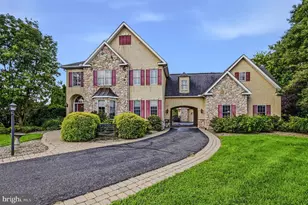 264 Regent Cir, Oxford, PA 19363 - Photo 1