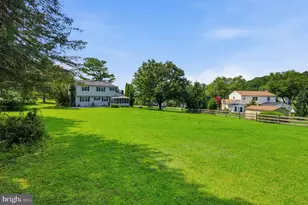 829 Frank Rd, West Chester, PA 19380 - Photo 3