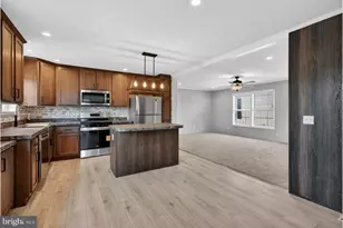 215 Washington Ave, Coatesville, PA 19320 - Photo 15