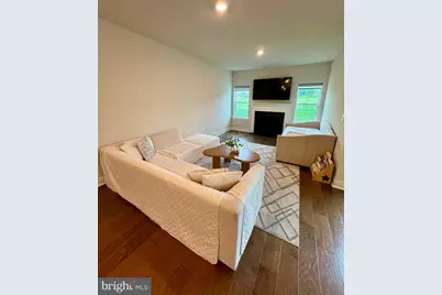 525 Buttonwood St, Spring City, PA 19475 - Photo 13