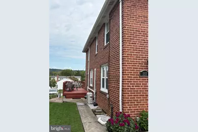 337 W Pennsylvania Avenue, Downingtown, PA 19335 - Photo 3