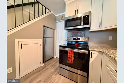 530 Summit House #530, West Chester, PA 19382 - Photo 7