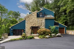 116 Oakwood Ln, Phoenixville, PA 19460 - Photo 1
