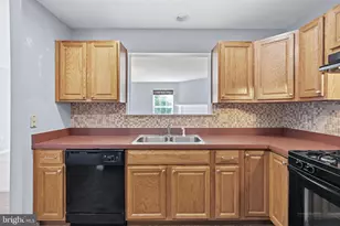 1046 Balley Dr, Phoenixville, PA 19460 - Photo 13