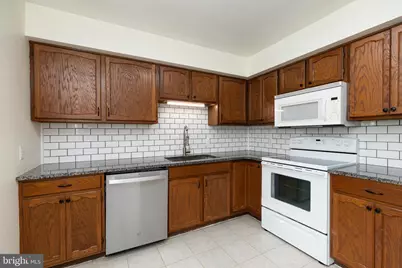 274 Valley Stream Lane, Wayne, PA 19087 - Photo 17
