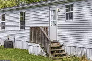 63 Erica Cir, Honey Brook, PA 19344 - Photo 5