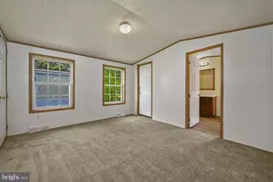 63 Erica Cir, Honey Brook, PA 19344 - Photo 17