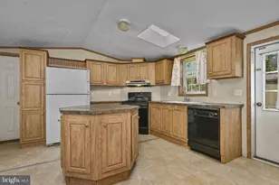 63 Erica Cir, Honey Brook, PA 19344 - Photo 11