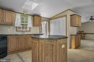 63 Erica Cir, Honey Brook, PA 19344 - Photo 13