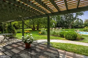 672 Clovelly Ln, Devon, PA 19333 - Photo 55
