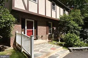 1464 Cornerstone Dr, Pottstown, PA 19465 - Photo 3