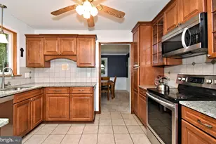 1464 Cornerstone Dr, Pottstown, PA 19465 - Photo 11