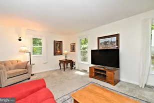 1464 Cornerstone Dr, Pottstown, PA 19465 - Photo 5