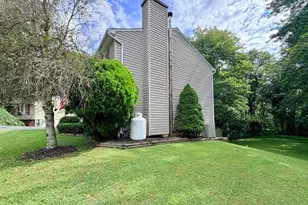 215 Katherine Ln, Coatesville, PA 19320 - Photo 3