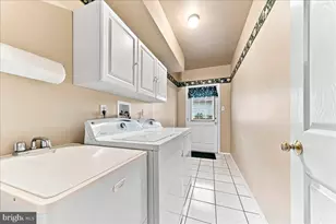 1434 Cooper Cir, West Chester, PA 19380 - Photo 7