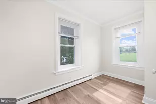 825 Maple Ave, Phoenixville, PA 19460 - Photo 15