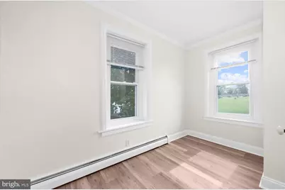 825 Maple Avenue, Phoenixville, PA 19460 - Photo 15