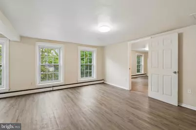 208 E Lincoln Highway #2, Coatesville, PA 19320 - Photo 5