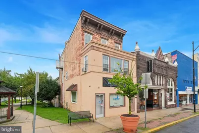 208 E Lincoln Highway #2, Coatesville, PA 19320 - Photo 3