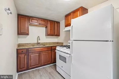 208 E Lincoln Highway #2, Coatesville, PA 19320 - Photo 7