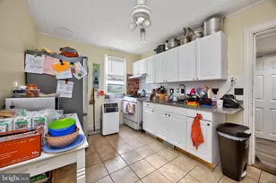 129 Hall St, Spring City, PA 19475 - Photo 7