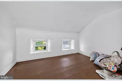 129 Hall Street, Spring City, PA 19475 - Photo 17