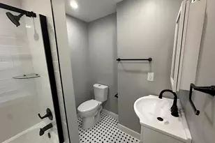 240 Dayton St, Phoenixville, PA 19460 - Photo 19