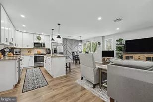 138 Harvest Ln, Phoenixville, PA 19460 - Photo 3