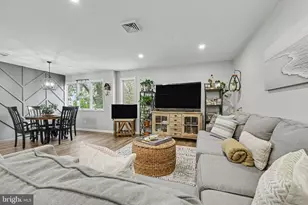 138 Harvest Ln, Phoenixville, PA 19460 - Photo 17