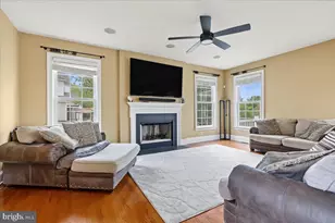 410 Thistle Dr, Phoenixville, PA 19460 - Photo 25