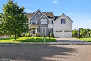 410 Thistle Dr, Phoenixville, PA 19460 - Photo 1
