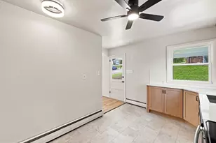 135 Pikeland Ave, Spring City, PA 19475 - Photo 9