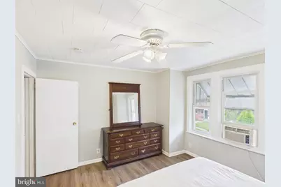 129 S 3rd Avenue, Coatesville, PA 19320 - Photo 13