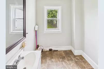 129 S 3rd Avenue, Coatesville, PA 19320 - Photo 11