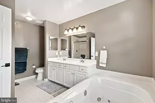 439 Lake George Cir, West Chester, PA 19382 - Photo 17