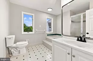 121 W Thomas Ct, Kennett Square, PA 19348 - Photo 13