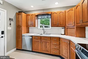 1364 Township Line Rd, Phoenixville, PA 19460 - Photo 9