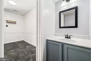 24 Flintlock Ln, Chesterbrook, PA 19087 - Photo 11