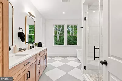 102 Knoxlyn Farm Drive #B, Kennett Square, PA 19348 - Photo 33