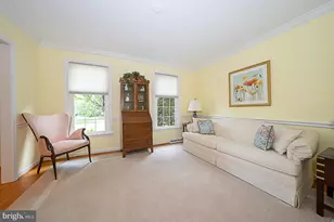 487 Winston Way, Berwyn, PA 19312 - Photo 5