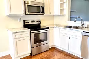 122 Caernarvon Ct, Exton, PA 19341 - Photo 7