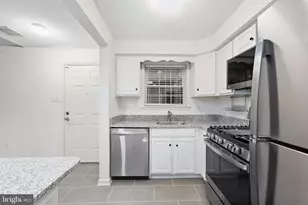 922 Railway Square, West Chester, PA 19380 - Photo 17