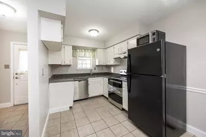 328 Carlyn Court, Downingtown, PA 19335 - Photo 5