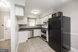 328 Carlyn Ct, Downingtown, PA 19335 - Photo 5