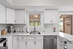 15 Marshall Cir, Downingtown, PA 19335 - Photo 5