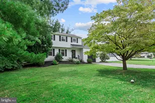 15 Marshall Cir, Downingtown, PA 19335 - Photo 3